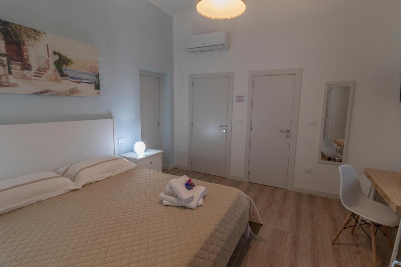 Vanda Rooms Термоли Экстерьер фото